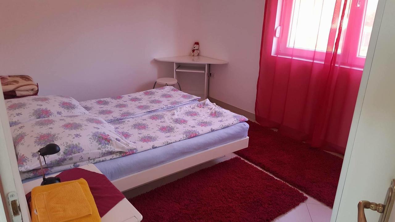 Guesthouse Rebel Deliblato Buitenkant foto
